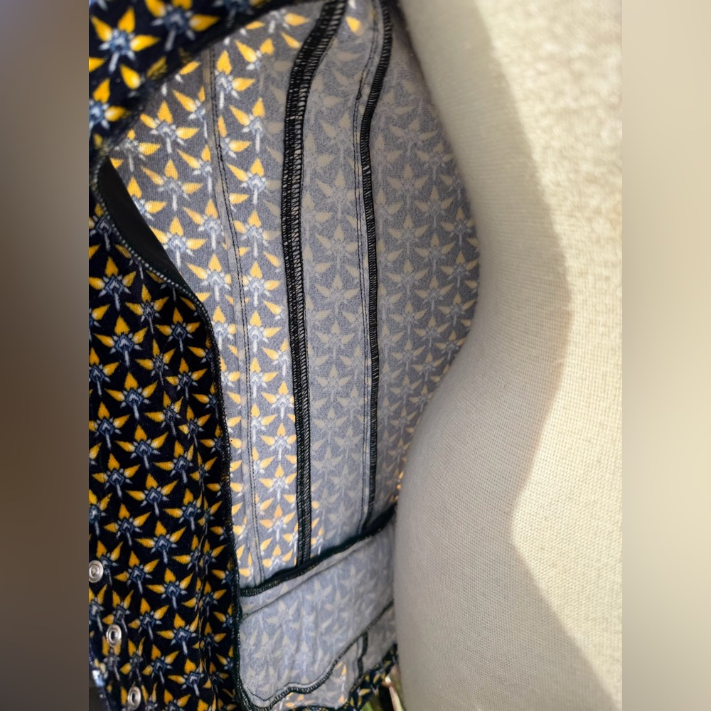Paco Rabanne Long sleeve stretch viscose velvet cardigan graphic pattern 36 XS - Picture 12 of 14